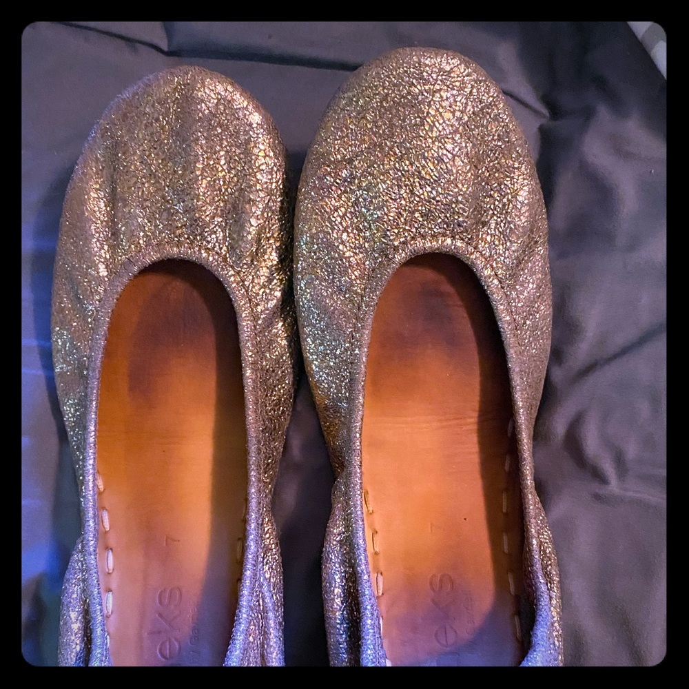 Size 7 Love Struck Tieks Used